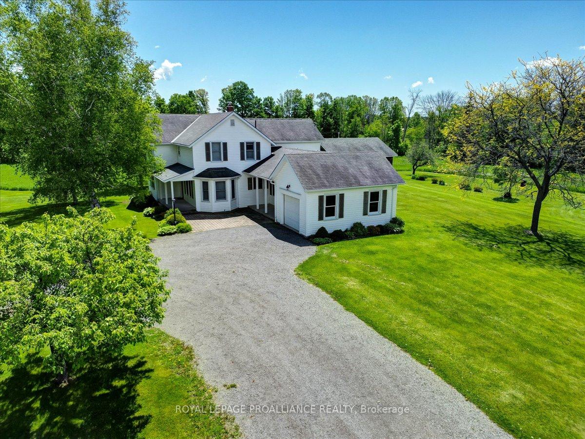 Photo 3 of 674 Esker Road, Tweed, Hungerford (Twp) — HOMEH