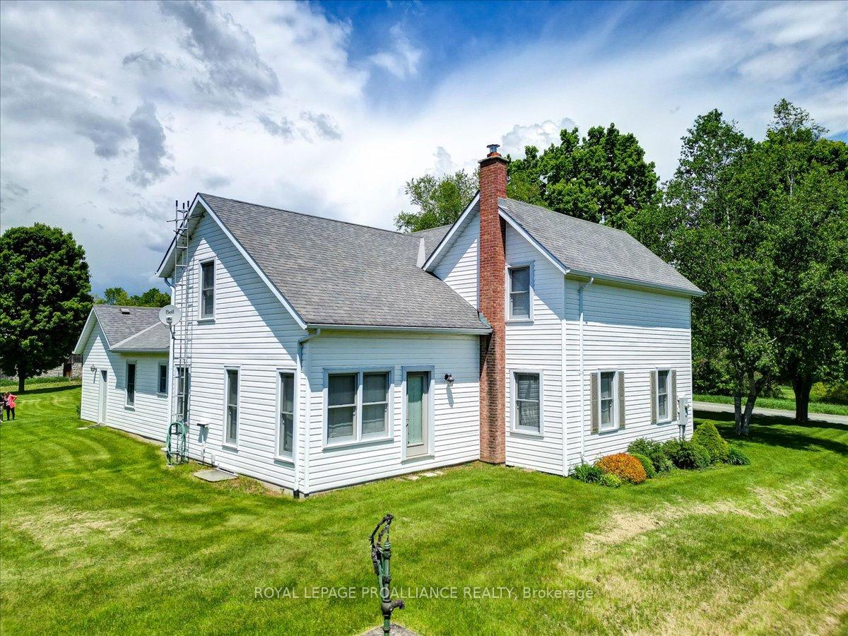 Photo 6 of 674 Esker Road, Tweed, Hungerford (Twp) — HOMEH