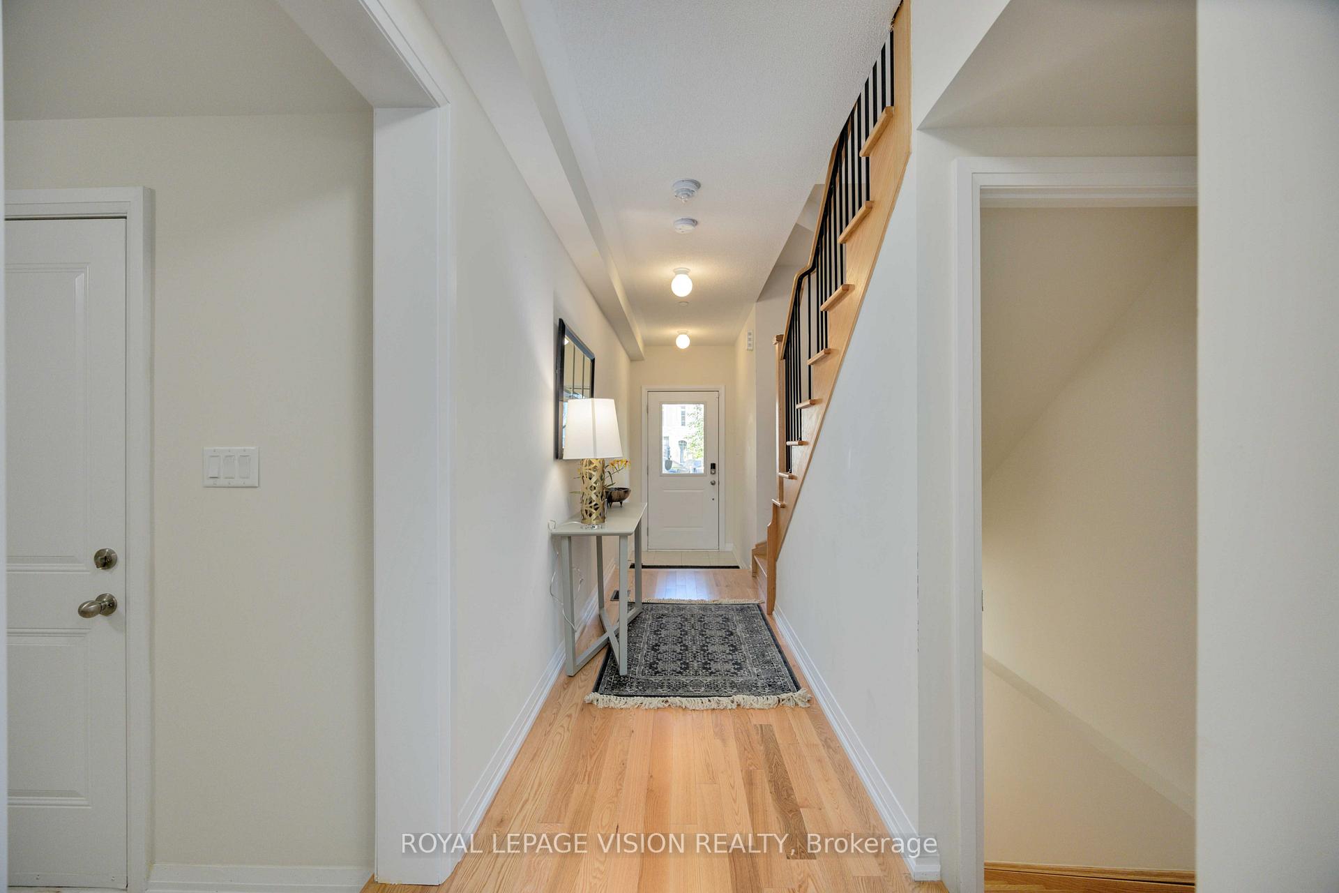 Photo 26 of 10 Coote Crt., Ajax, Central West — HOMEH