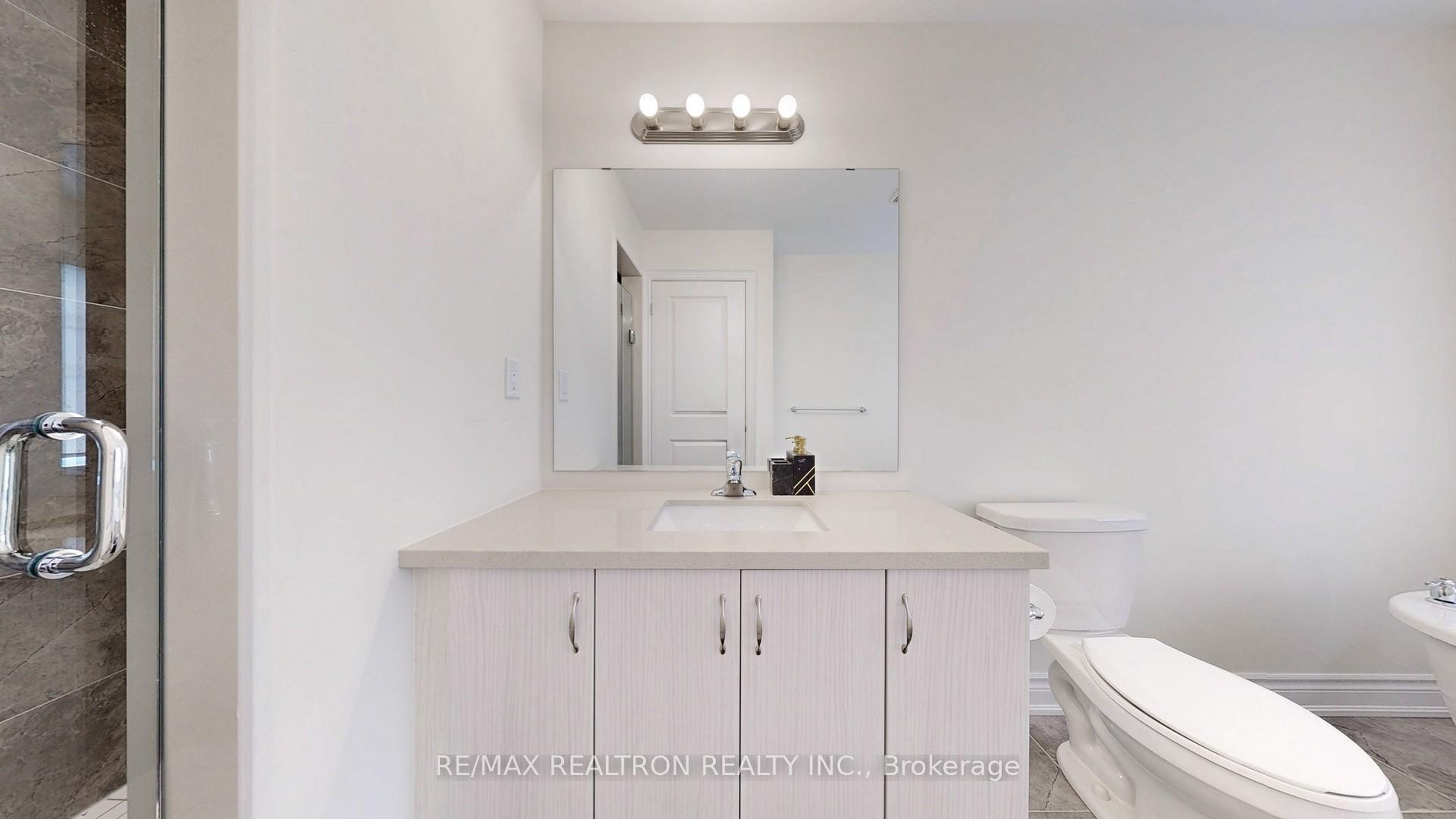 Photo 17 of 6 Reign Lane, Markham, Cedarwood — HOMEH
