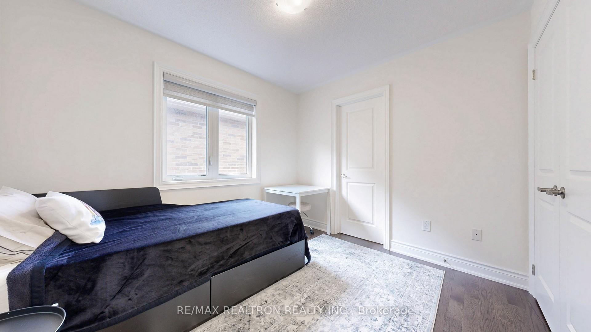 Photo 23 of 6 Reign Lane, Markham, Cedarwood — HOMEH