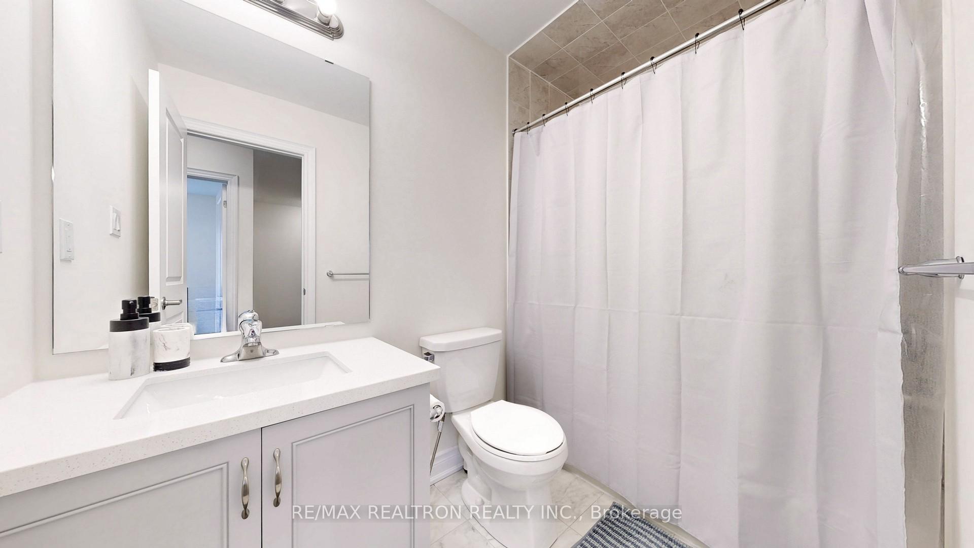 Photo 42 of 6 Reign Lane, Markham, Cedarwood — HOMEH