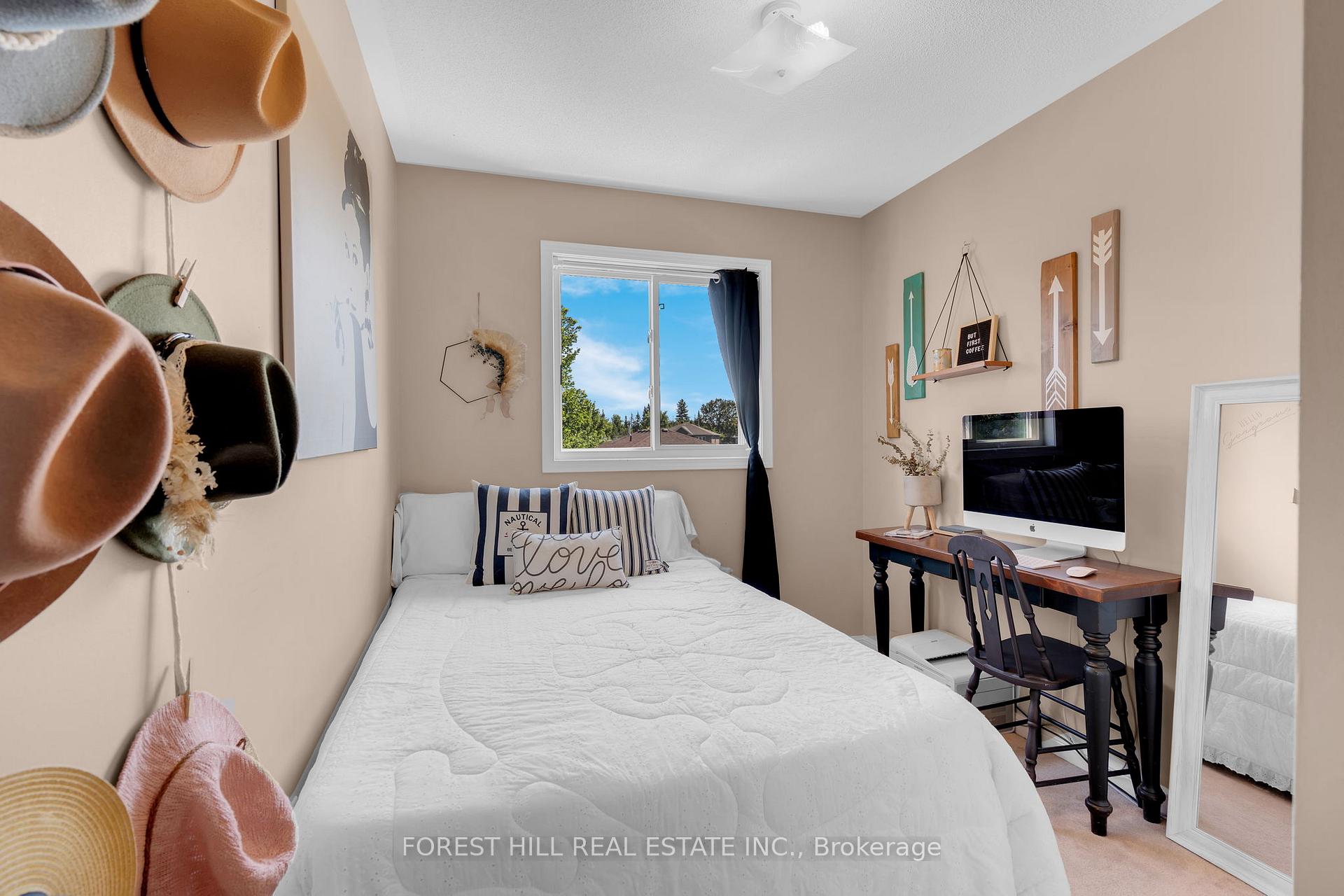 Photo 16 of 51 Ridwell Street, Barrie, Edgehill Drive — HOMEH