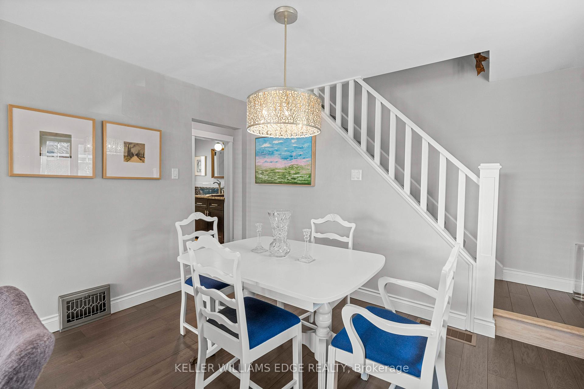 Photo 12 of 19 Edgevale Road, Hamilton, Westdale — HOMEH