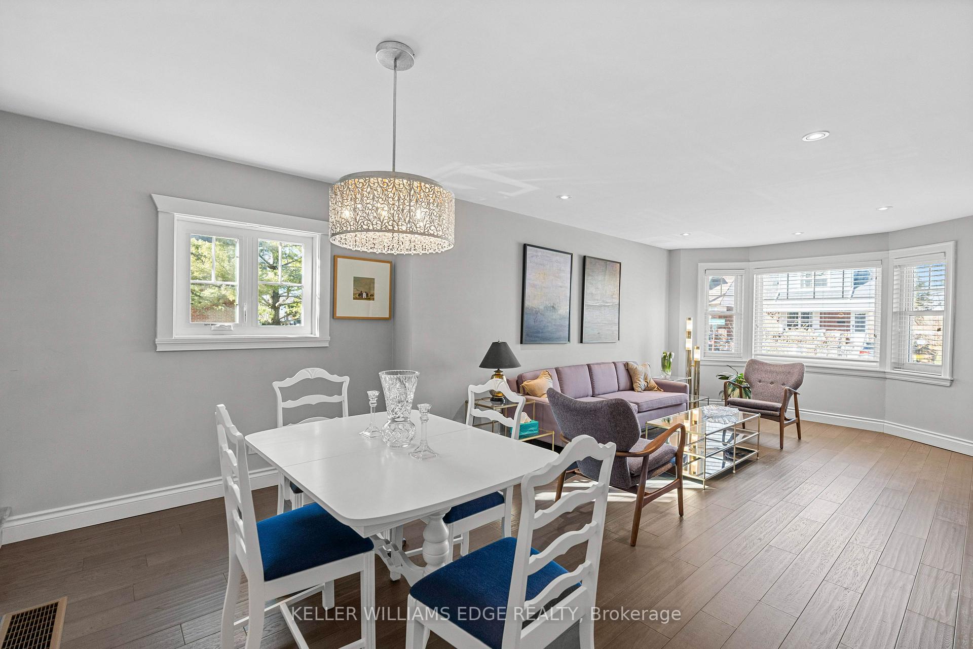 Photo 11 of 19 Edgevale Road, Hamilton, Westdale — HOMEH