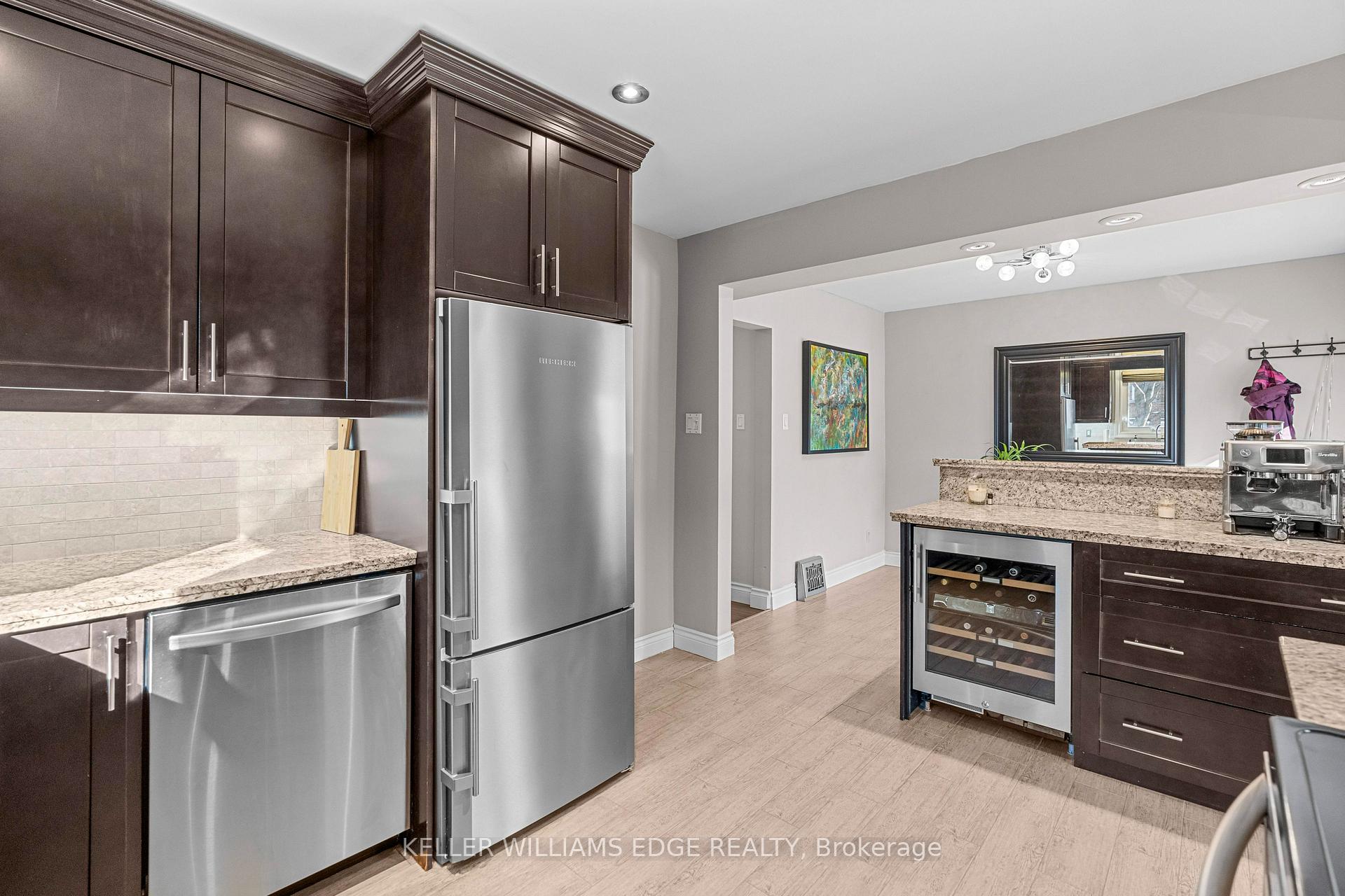 Photo 18 of 19 Edgevale Road, Hamilton, Westdale — HOMEH