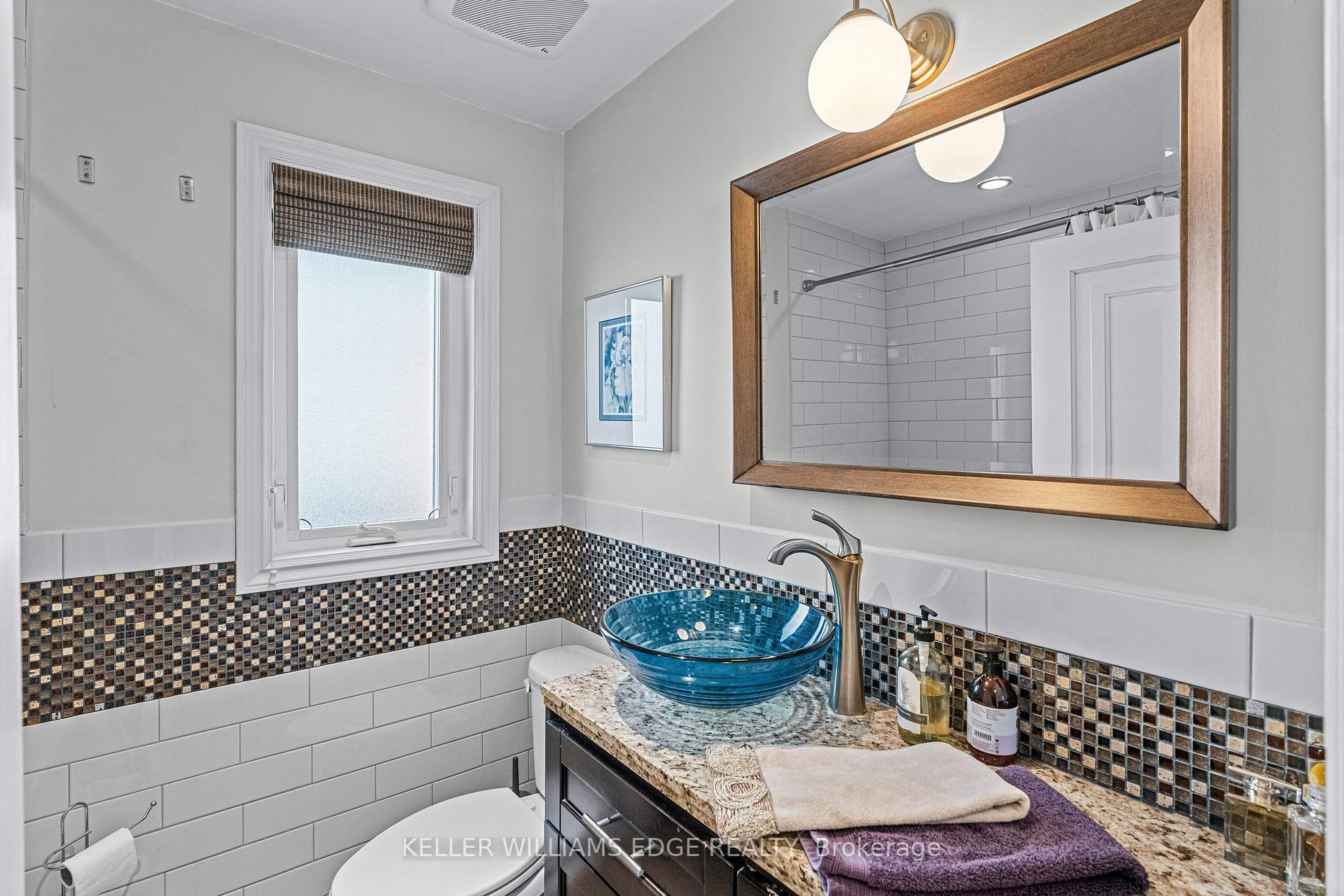 Photo 15 of 19 Edgevale Road, Hamilton, Westdale — HOMEH