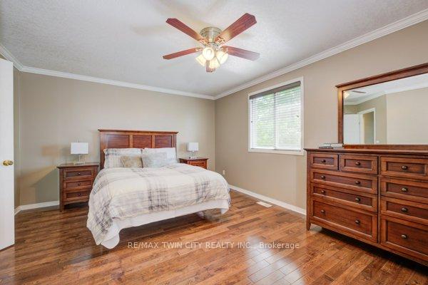 Photo 17 of 148 Cavelletti Drive, Waterloo — HOMEH