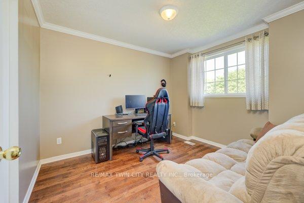 Photo 18 of 148 Cavelletti Drive, Waterloo — HOMEH