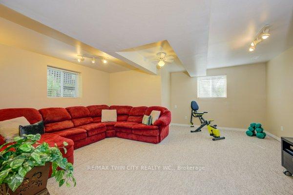 Photo 25 of 148 Cavelletti Drive, Waterloo — HOMEH
