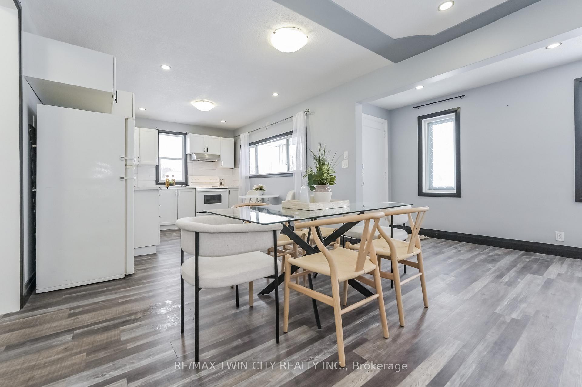 Photo 4 of 349 Mill Street, Kitchener — HOMEH