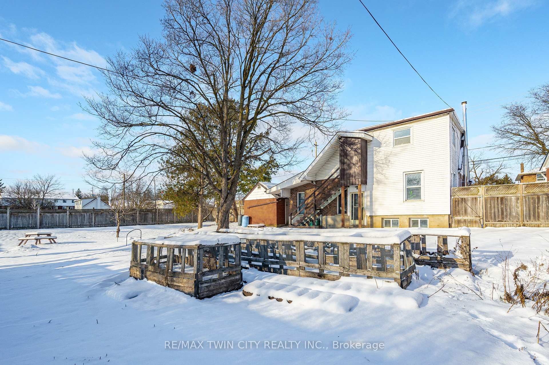 Photo 34 of 349 Mill Street, Kitchener — HOMEH