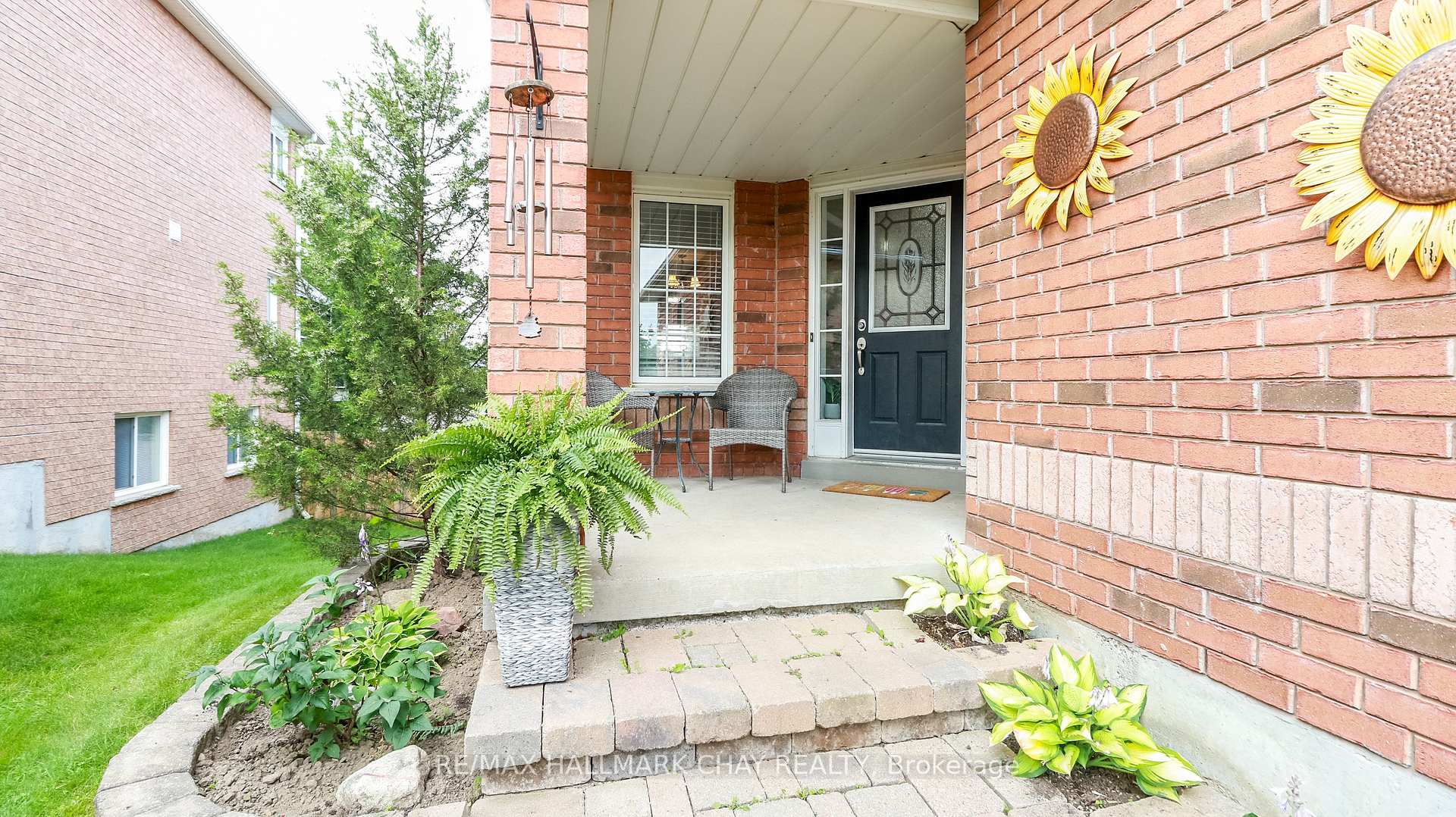 Photo 4 of 149 Cunningham Drive, Barrie, Ardagh — HOMEH