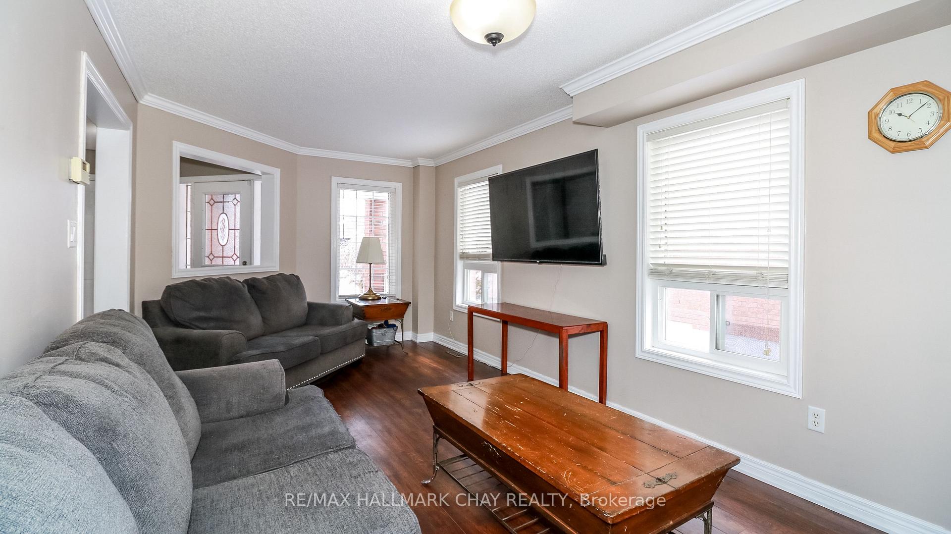 Photo 15 of 149 Cunningham Drive, Barrie, Ardagh — HOMEH
