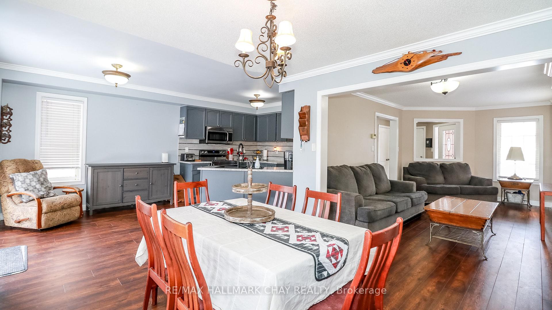 Photo 7 of 149 Cunningham Drive, Barrie, Ardagh — HOMEH