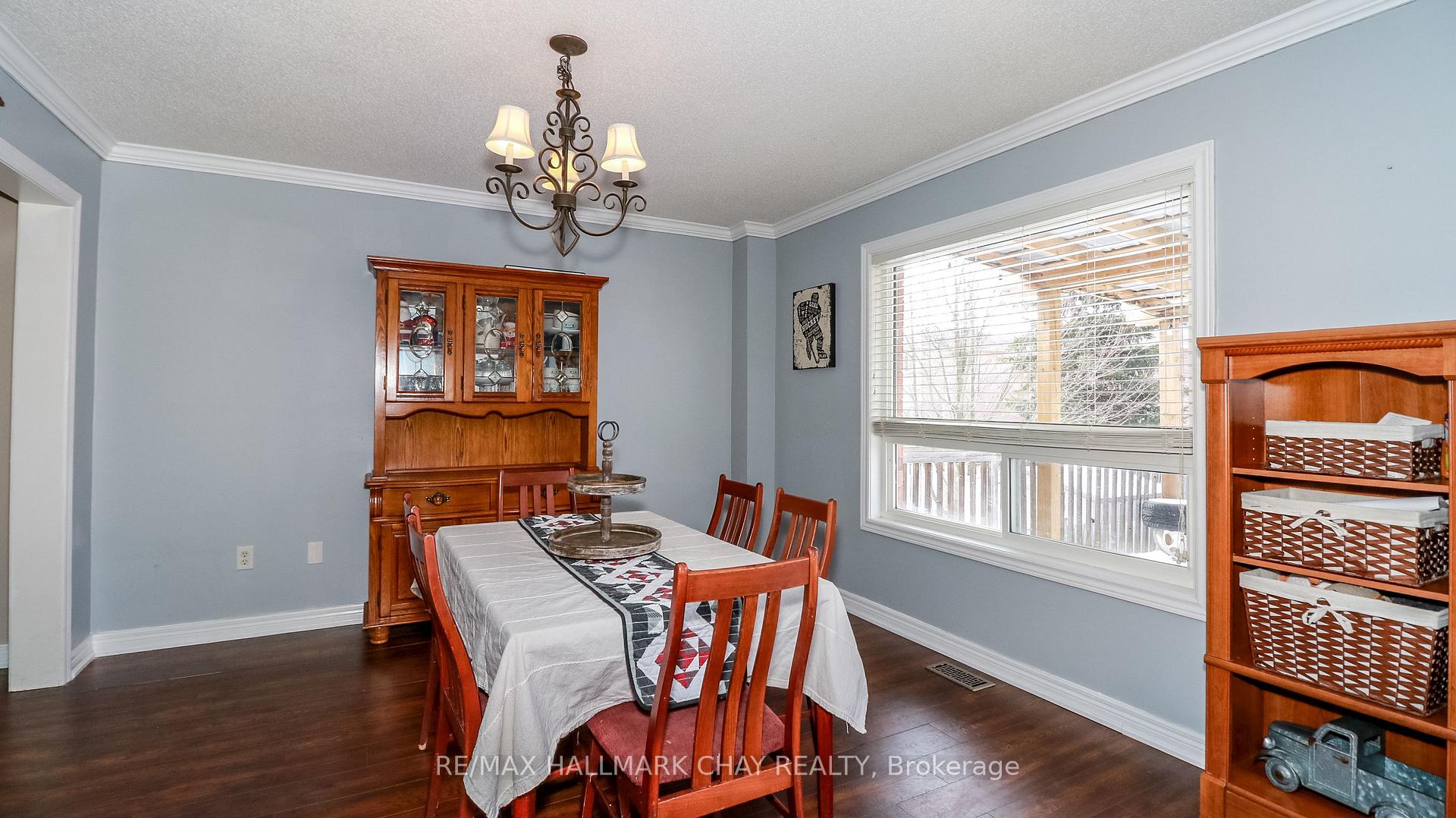 Photo 10 of 149 Cunningham Drive, Barrie, Ardagh — HOMEH