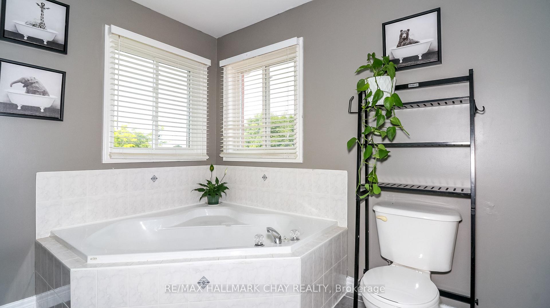 Photo 23 of 149 Cunningham Drive, Barrie, Ardagh — HOMEH