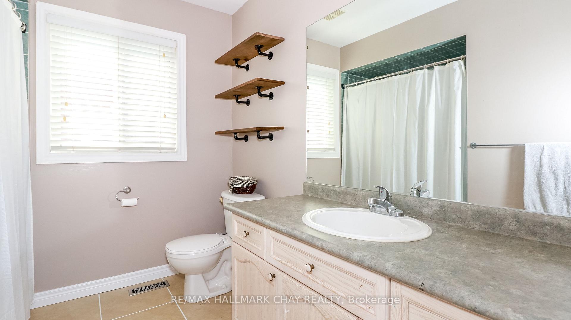 Photo 25 of 149 Cunningham Drive, Barrie, Ardagh — HOMEH