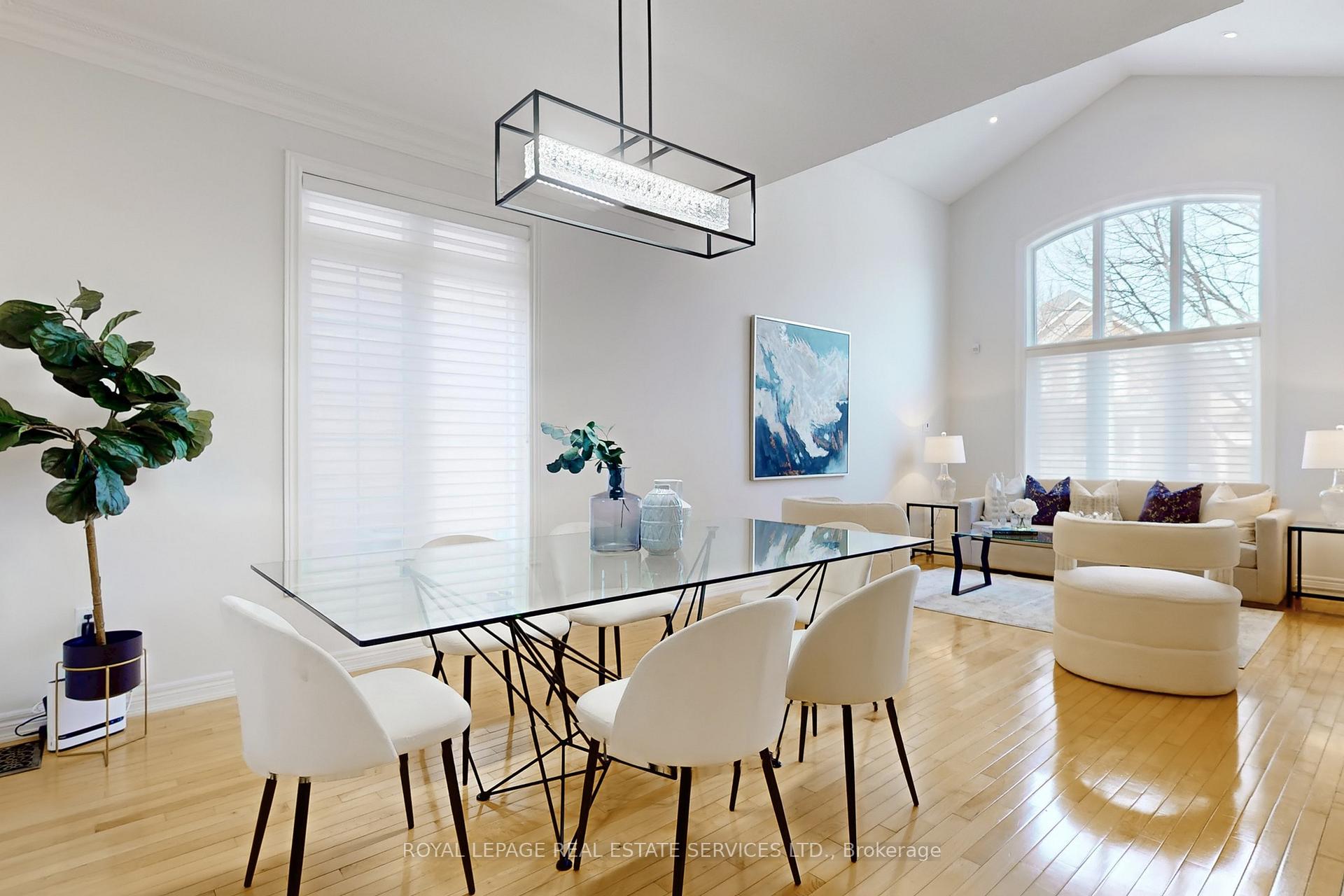 Photo 4 of 171 Coltrane Drive, Vaughan, Patterson — HOMEH