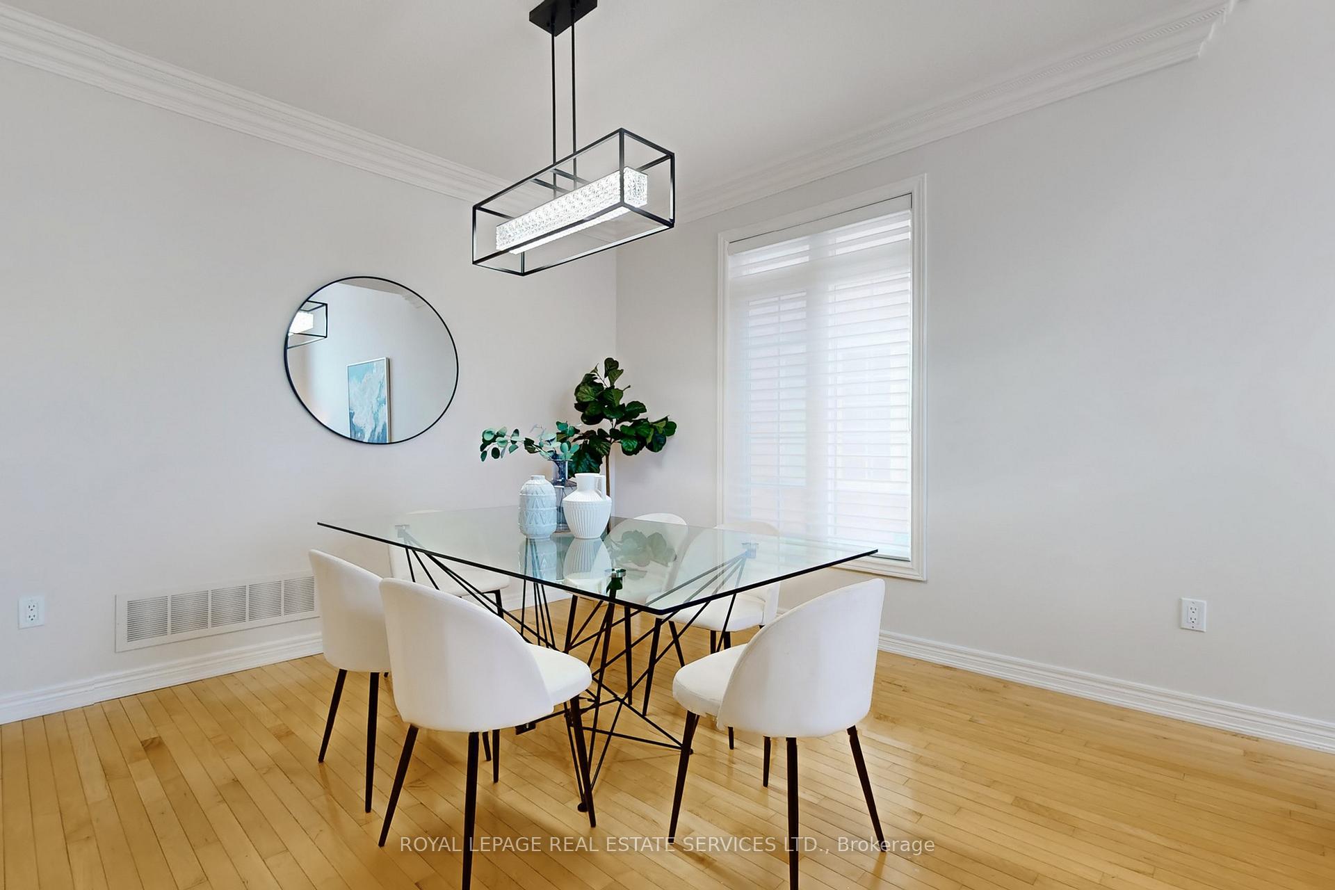 Photo 3 of 171 Coltrane Drive, Vaughan, Patterson — HOMEH