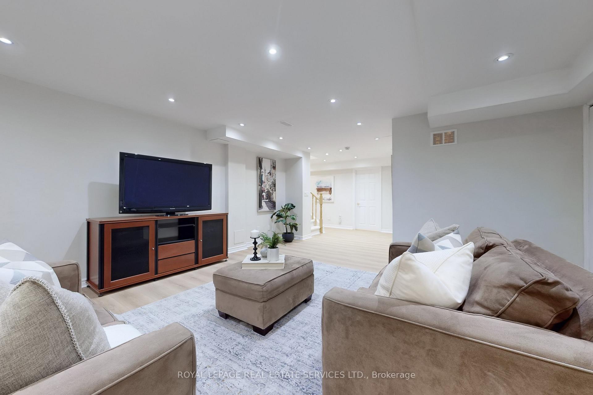 Photo 40 of 171 Coltrane Drive, Vaughan, Patterson — HOMEH