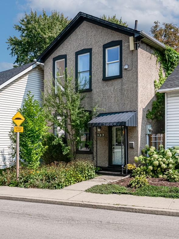 Front of 117 Ferguson Avenue S