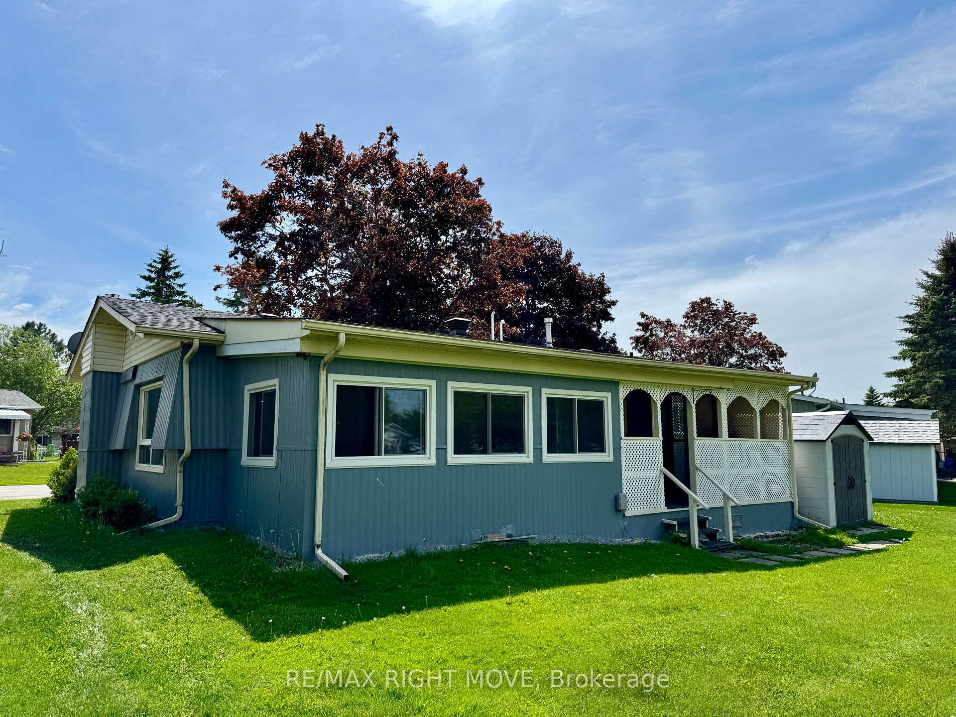 Photo 34 of 70 linden Lane, Innisfil, Rural Innisfil — HOMEH