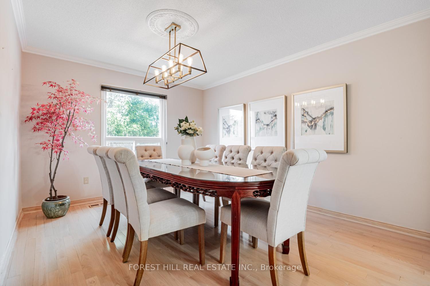 Photo 10 of 81 Croteau Crescent, Vaughan, Crestwood-Springfarm-Yorkhill — HOMEH
