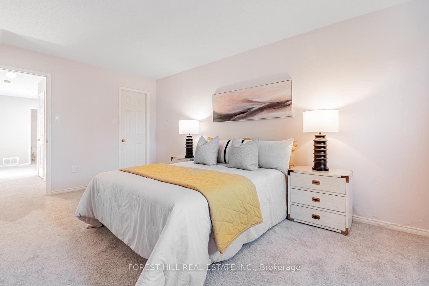 Photo 25 of 81 Croteau Crescent, Vaughan, Crestwood-Springfarm-Yorkhill — HOMEH