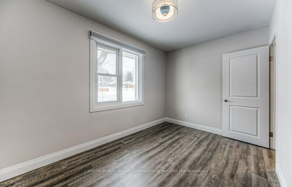Photo 22 of 49 Plymouth Road, Kitchener, Rockway — HOMEH