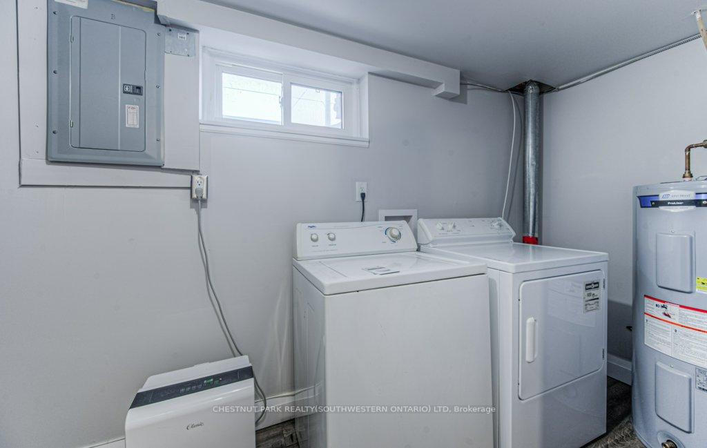Photo 34 of 49 Plymouth Road, Kitchener, Rockway — HOMEH