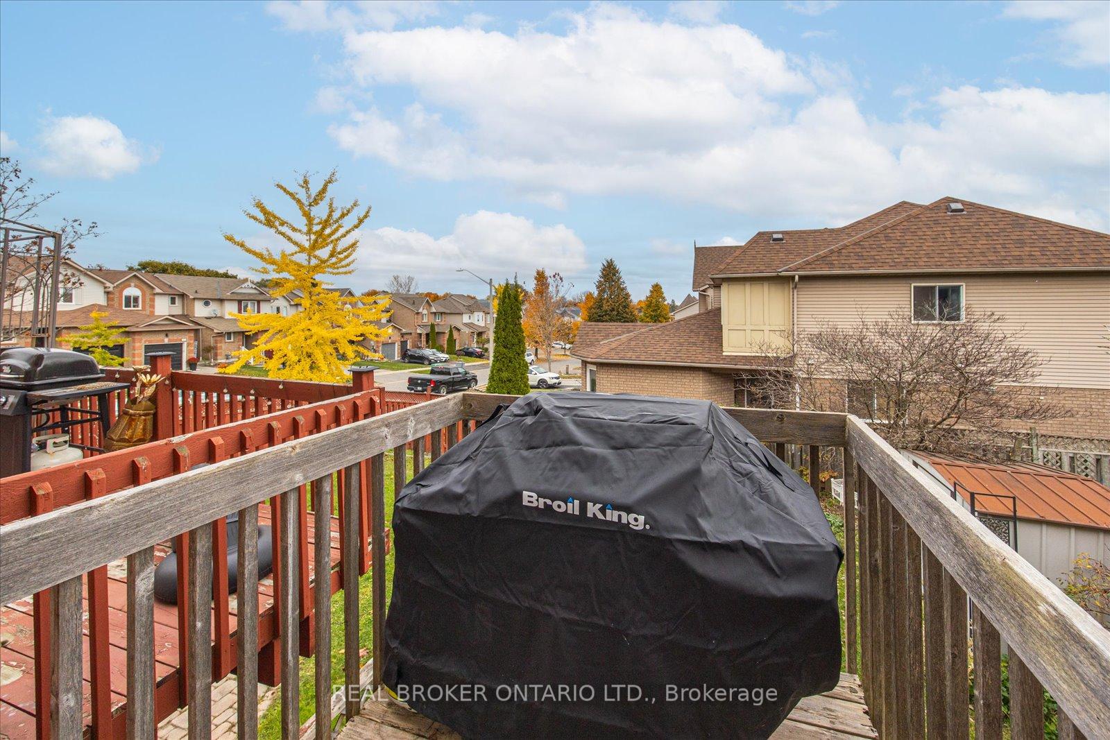 Photo 36 of 74 Trewin Lane, Clarington, Bowmanville — HOMEH