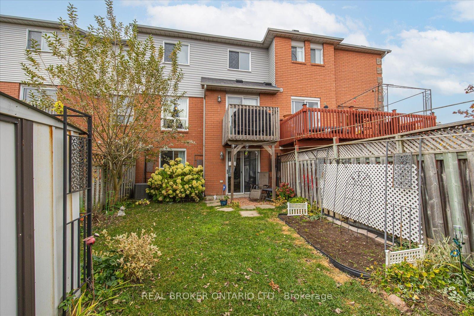 Photo 37 of 74 Trewin Lane, Clarington, Bowmanville — HOMEH