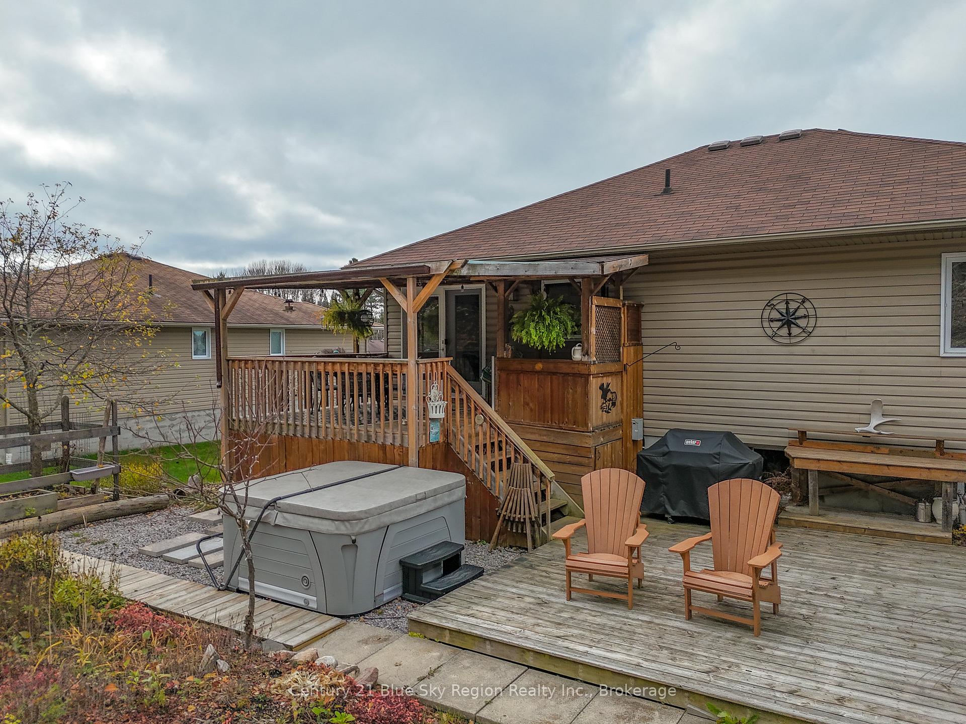 Photo 40 of 152 Fairway Drive, Callander — HOMEH