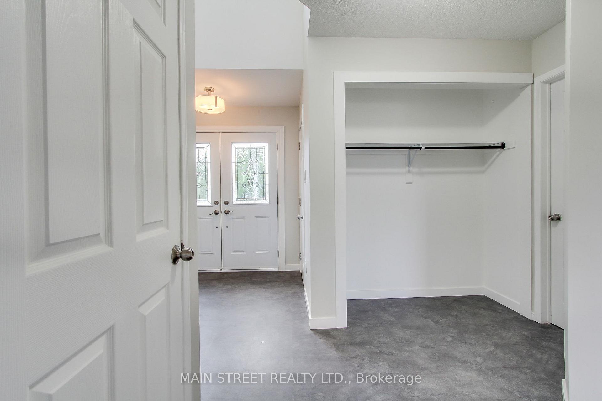 Photo 2 of 2170 Ferguson Street, Innisfil, Alcona — HOMEH