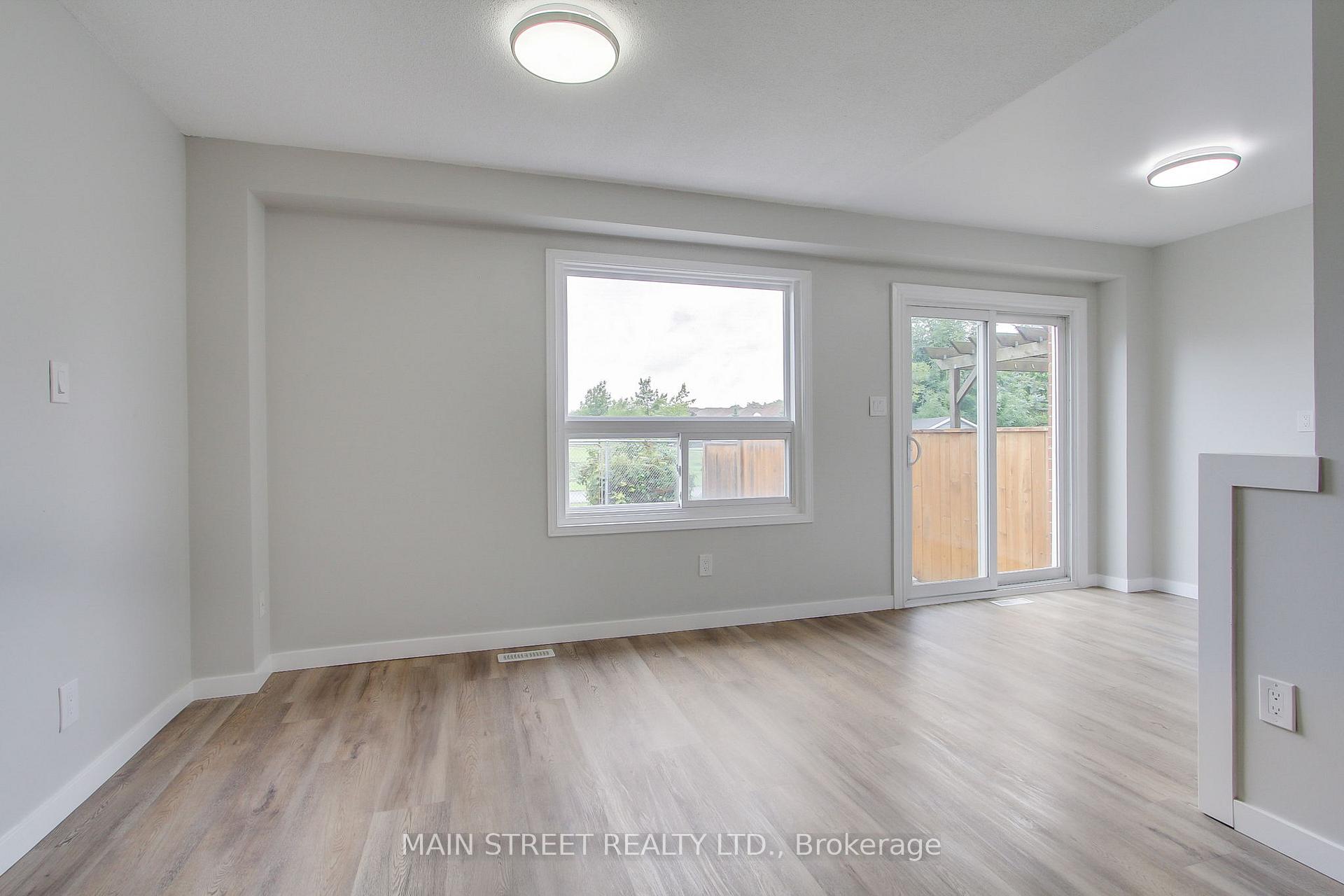 Photo 11 of 2170 Ferguson Street, Innisfil, Alcona — HOMEH