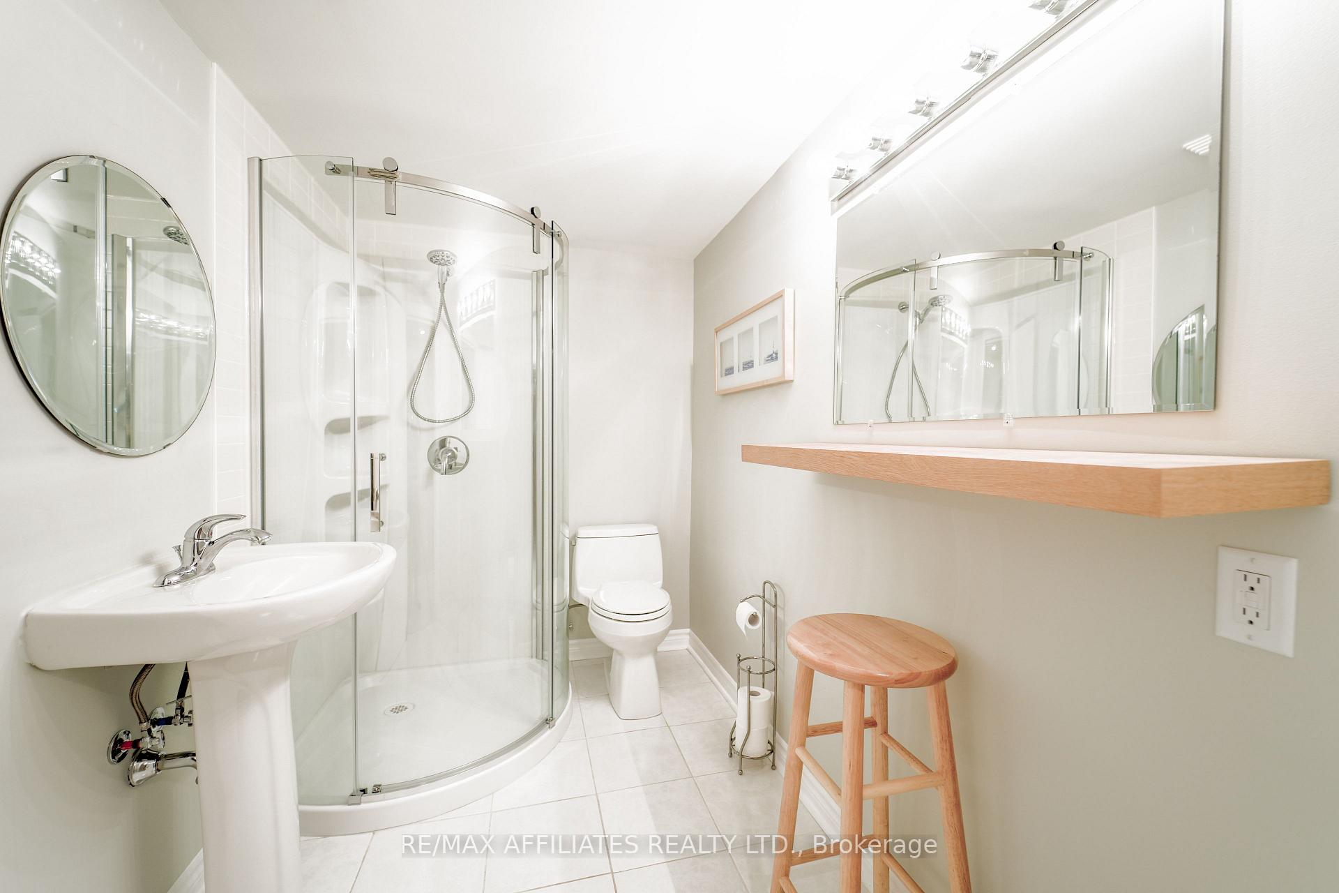 Photo 27 of 17 Uxbridge Crescent, Ottawa, Kanata - Glencairn/Hazeldean — HOMEH