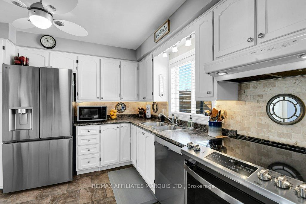 Photo 6 of 277 Meadowvale Crescent, Cornwall — HOMEH