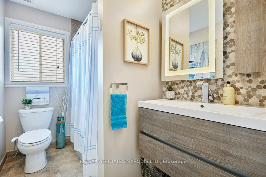 Photo 12 of 277 Meadowvale Crescent, Cornwall — HOMEH