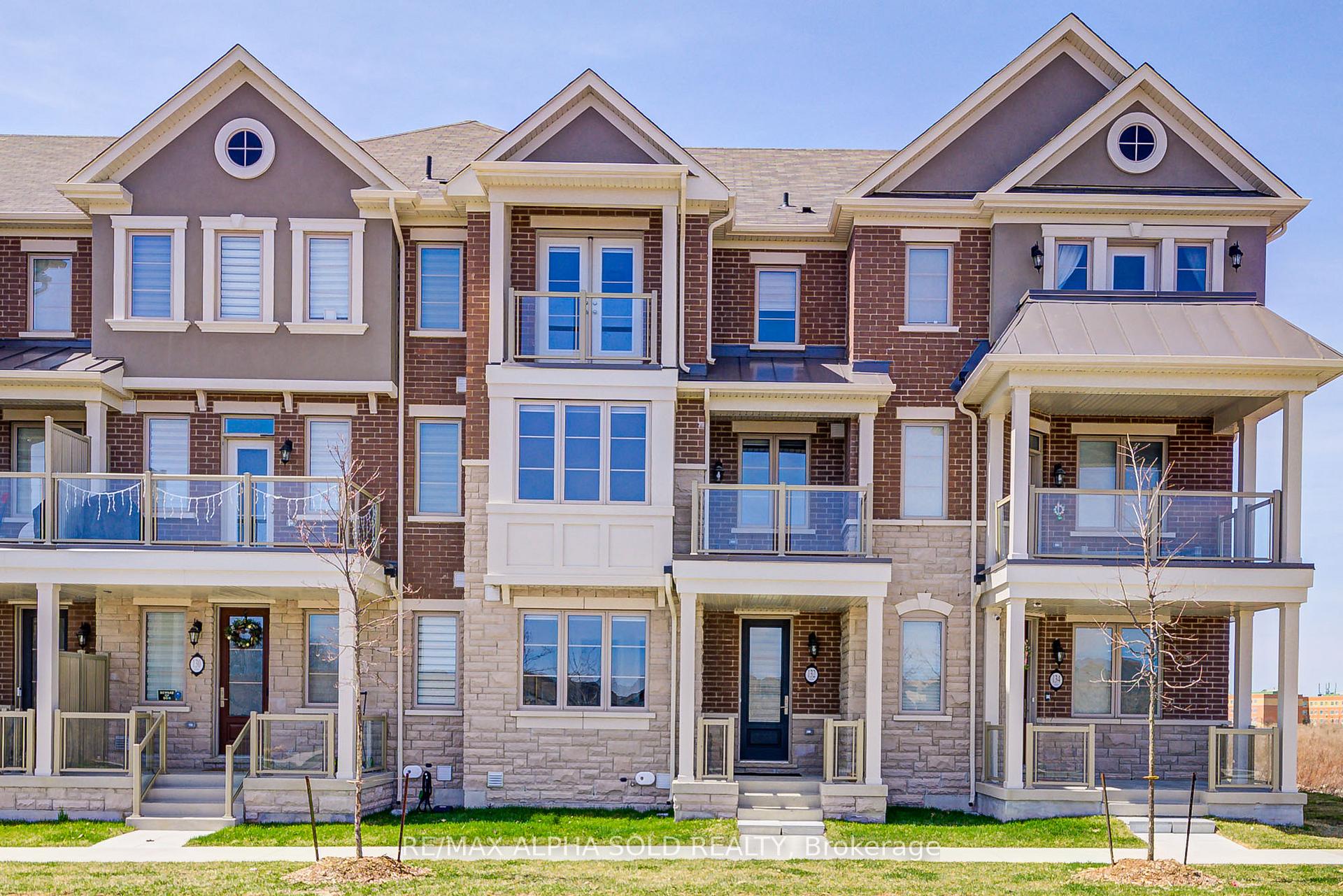 Photo 10 of 132 Cornell Centre Boulevard, Markham, Cornell — HOMEH
