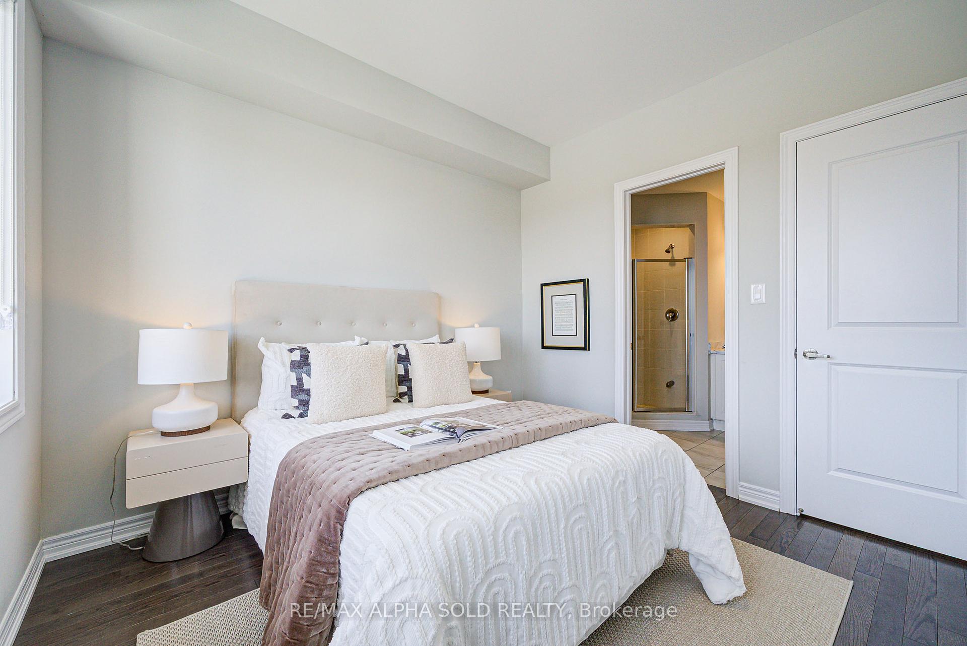 Photo 2 of 132 Cornell Centre Boulevard, Markham, Cornell — HOMEH