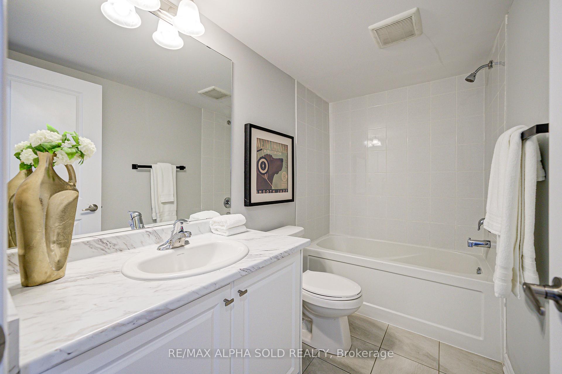 Photo 27 of 132 Cornell Centre Boulevard, Markham, Cornell — HOMEH