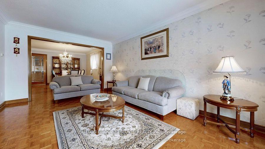 Photo 5 of 25 Jimston Drive, Markham, Milliken Mills East — HOMEH
