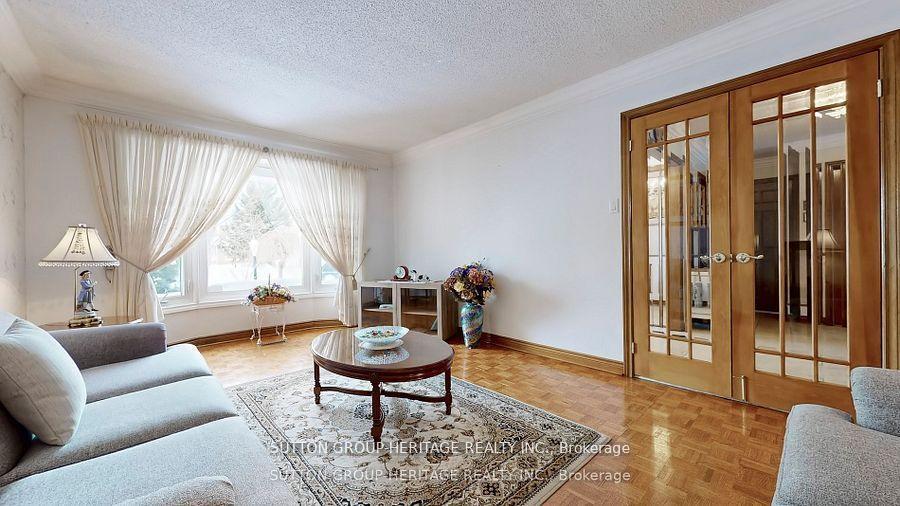 Photo 6 of 25 Jimston Drive, Markham, Milliken Mills East — HOMEH