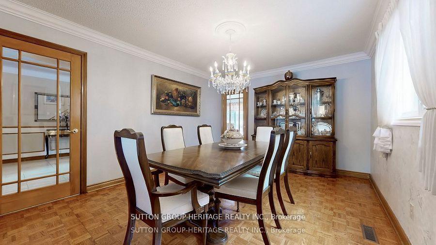 Photo 7 of 25 Jimston Drive, Markham, Milliken Mills East — HOMEH