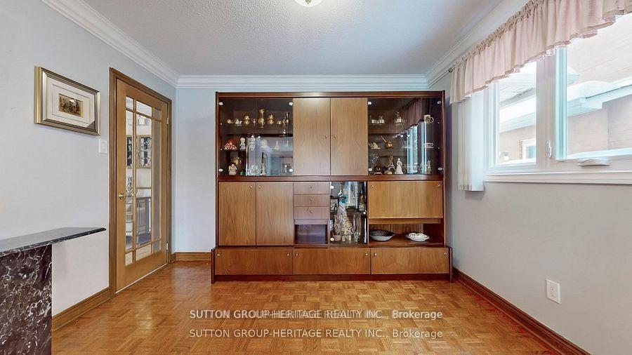 Photo 9 of 25 Jimston Drive, Markham, Milliken Mills East — HOMEH