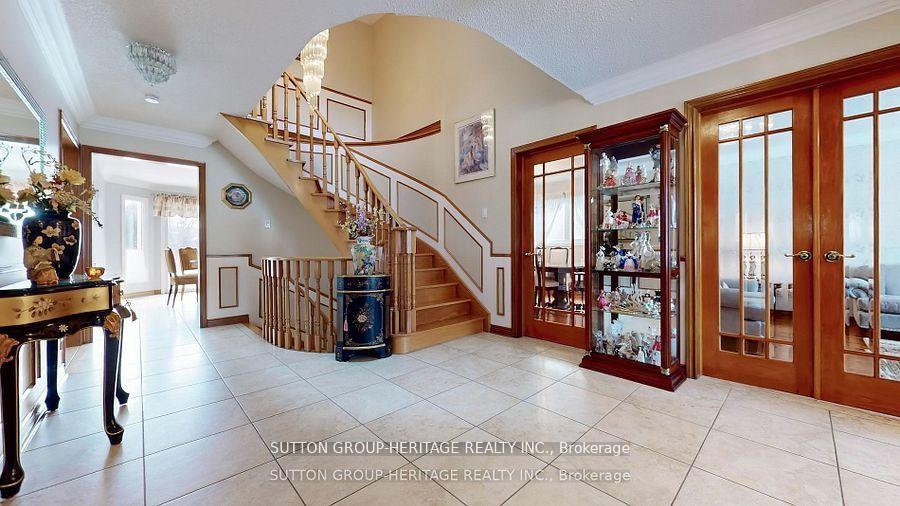 Photo 18 of 25 Jimston Drive, Markham, Milliken Mills East — HOMEH