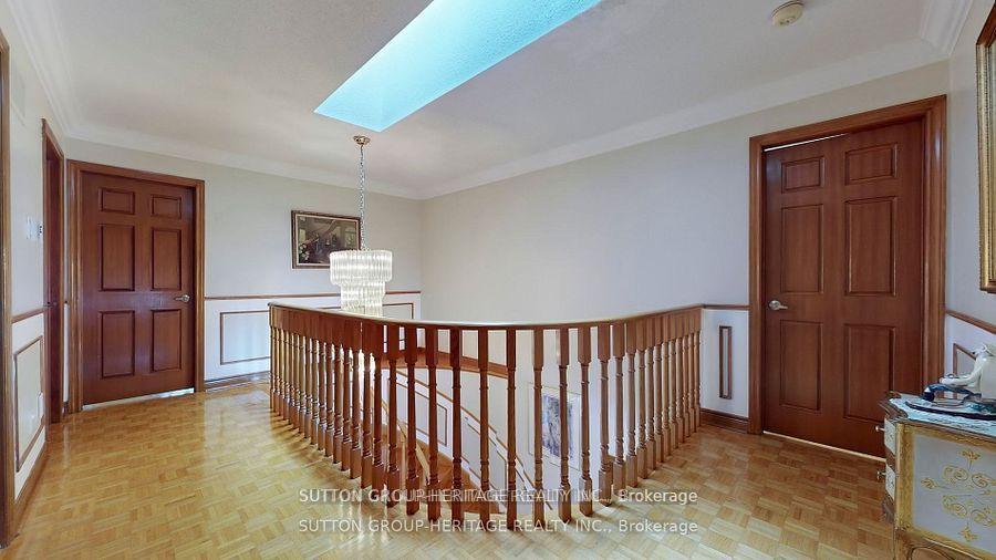 Photo 21 of 25 Jimston Drive, Markham, Milliken Mills East — HOMEH