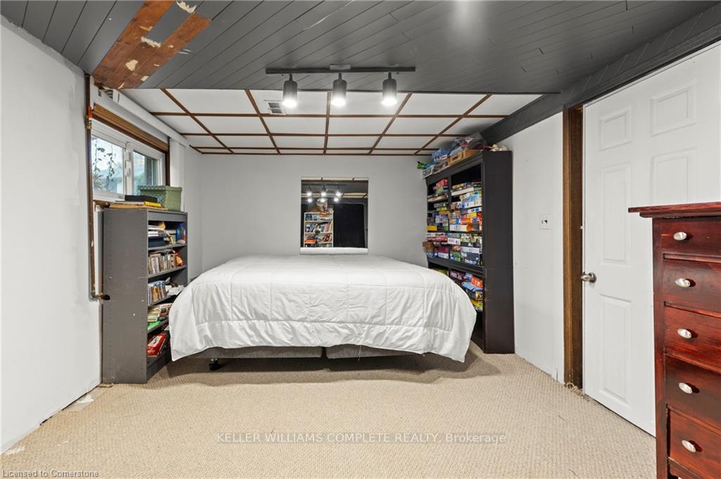 Photo 25 of 38 Brett Court, Hamilton, Eastmount — HOMEH