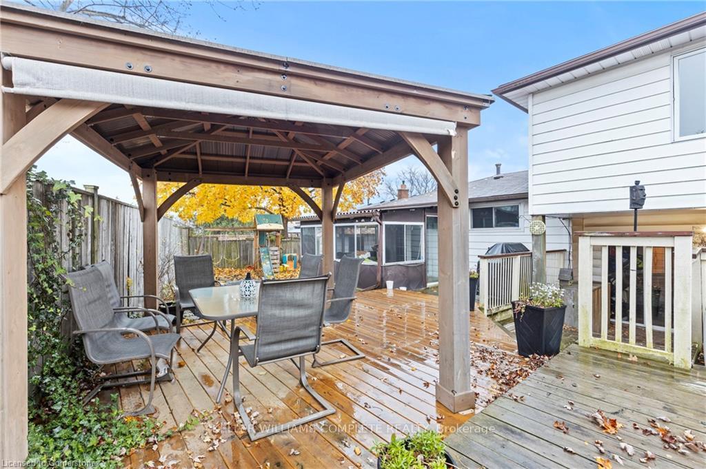 Photo 36 of 38 Brett Court, Hamilton, Eastmount — HOMEH